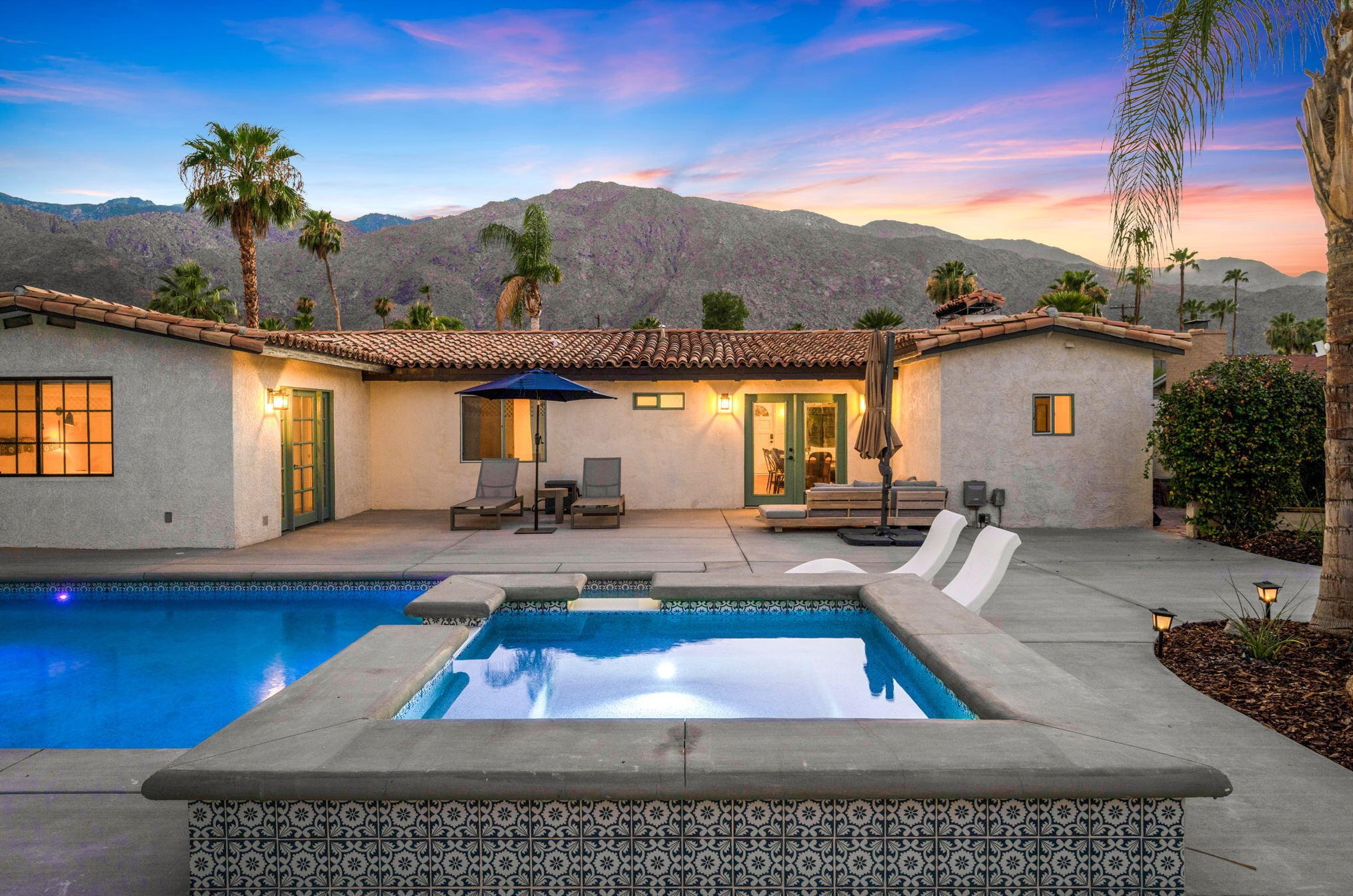 620 Camino Real, Palm Springs, CA 92262-6011