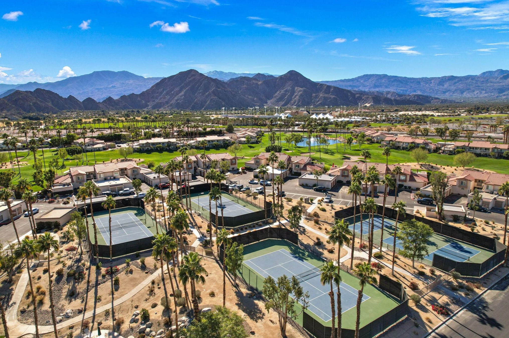 78419 Terra Cotta Ct, La Quinta CA  92253-3810 exterior