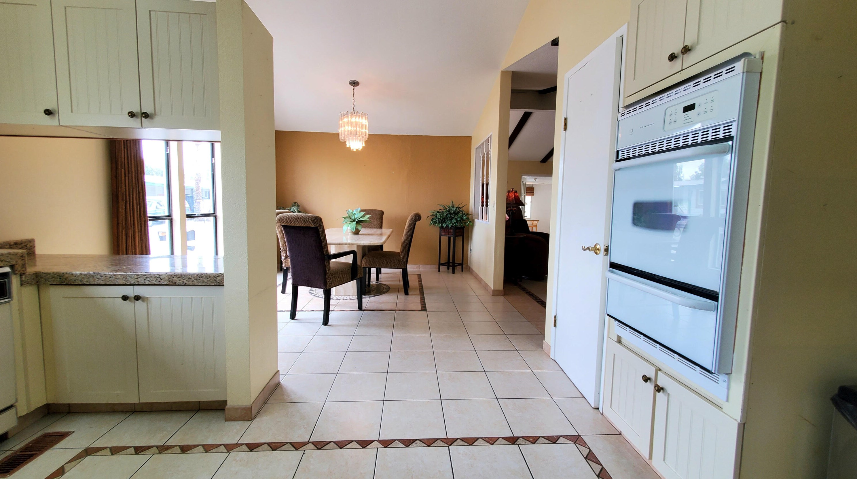 82 Zacharia Dr, Cathedral City CA  92234-6648 exterior