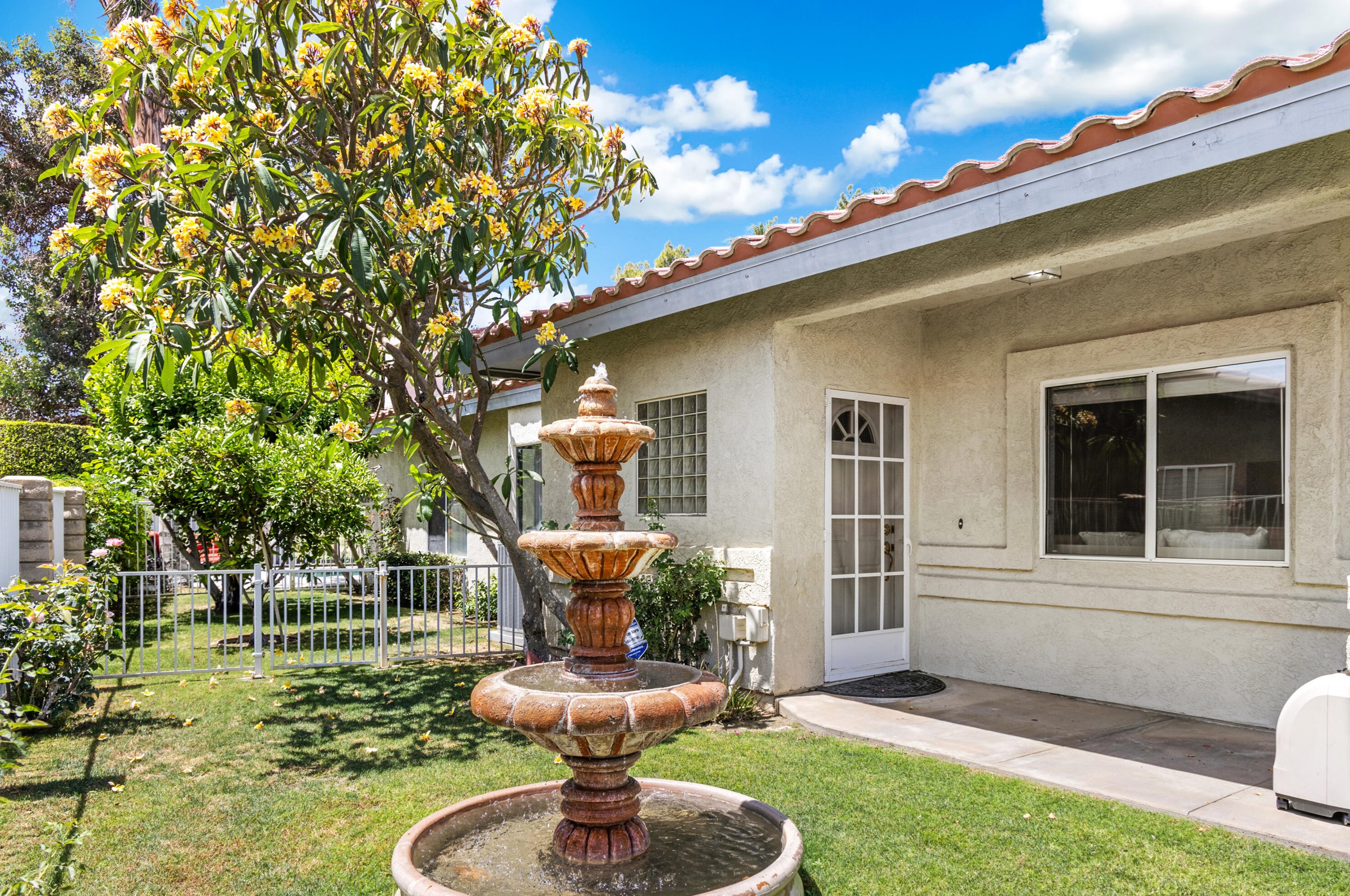 82133 Hanson Dr, Indio, CA 92201-7498