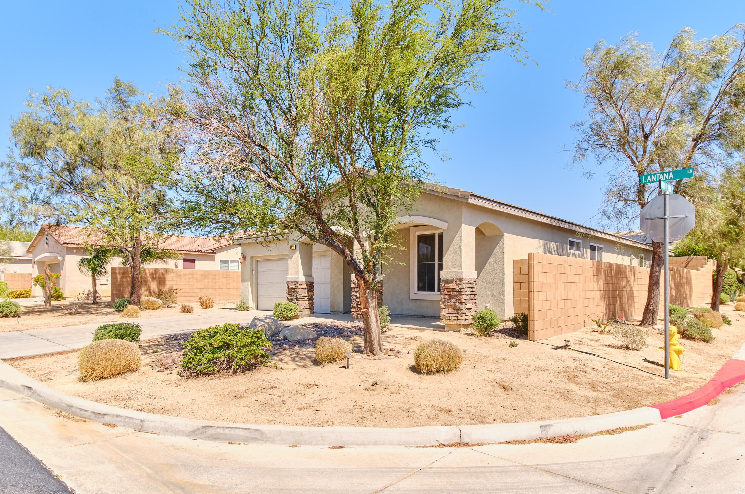 66238 Lantana Ln, Desert Hot Springs, CA 92240-8110