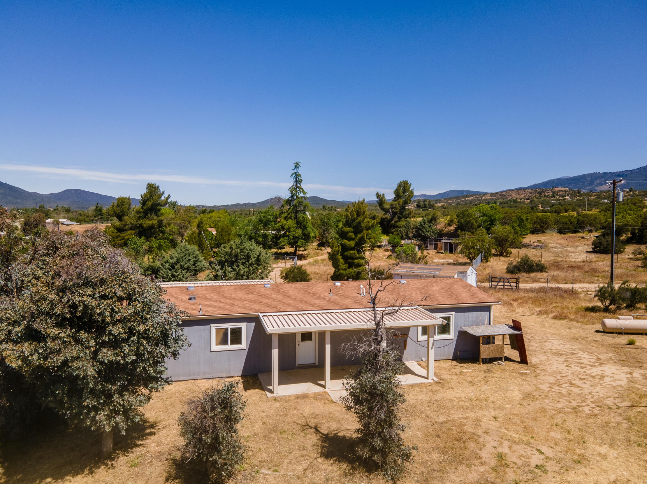 39140 Howard Rd, Anza, CA 92539-9176