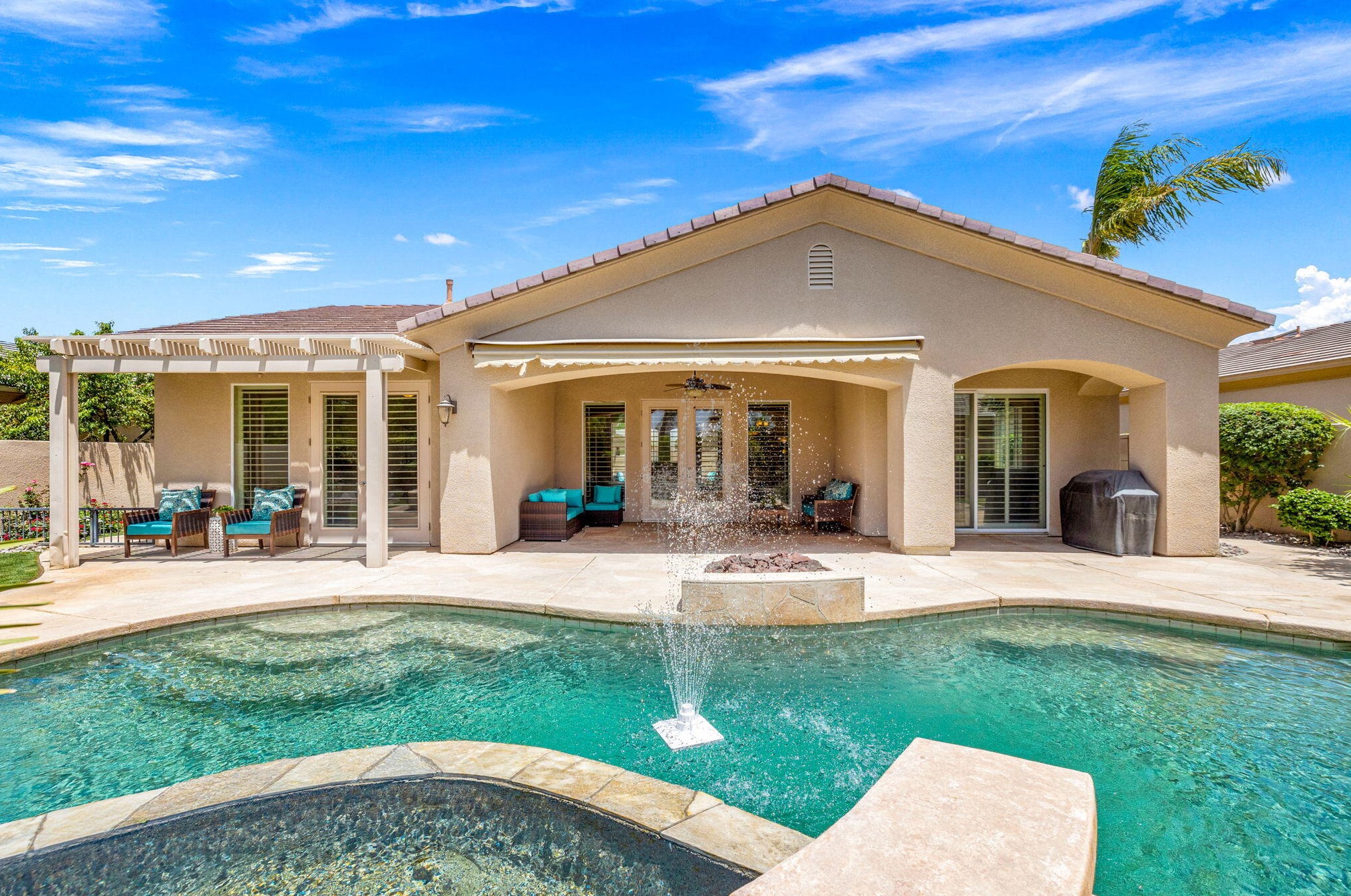 11 Marseilles Rd, Rancho Mirage, CA 92270-2746