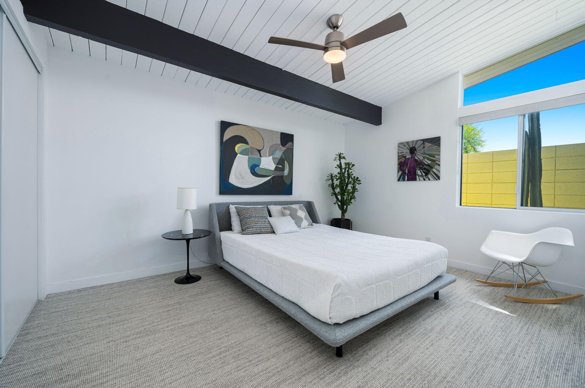 2311 Avenida Caballeros, Palm Springs CA  92262-3307 exterior