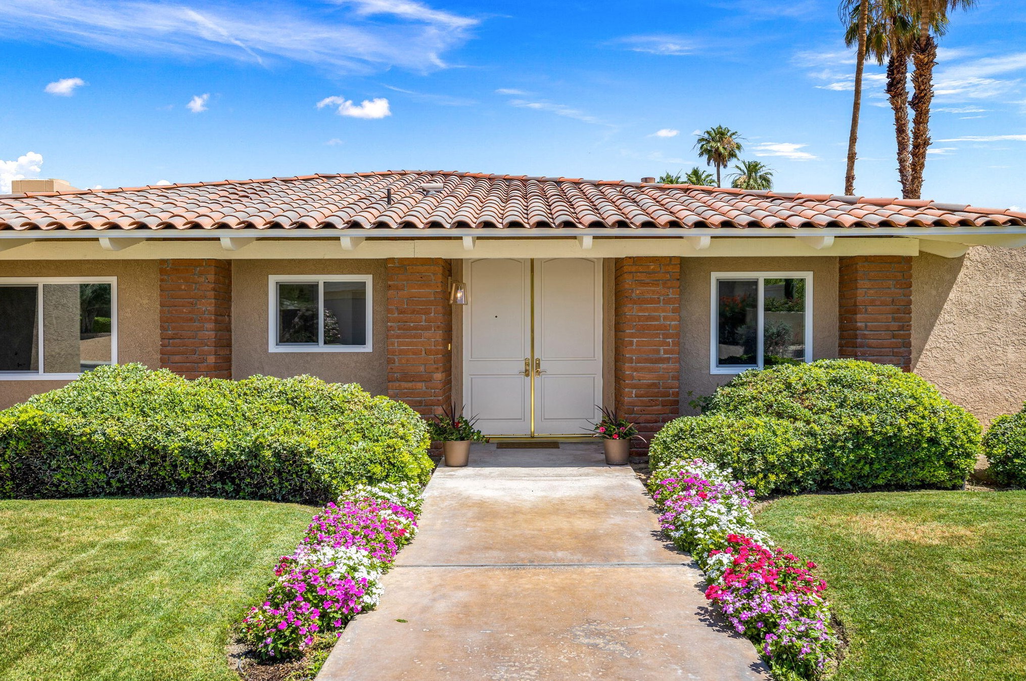 72920 Somera Rd, Palm Desert, CA 92260-6047