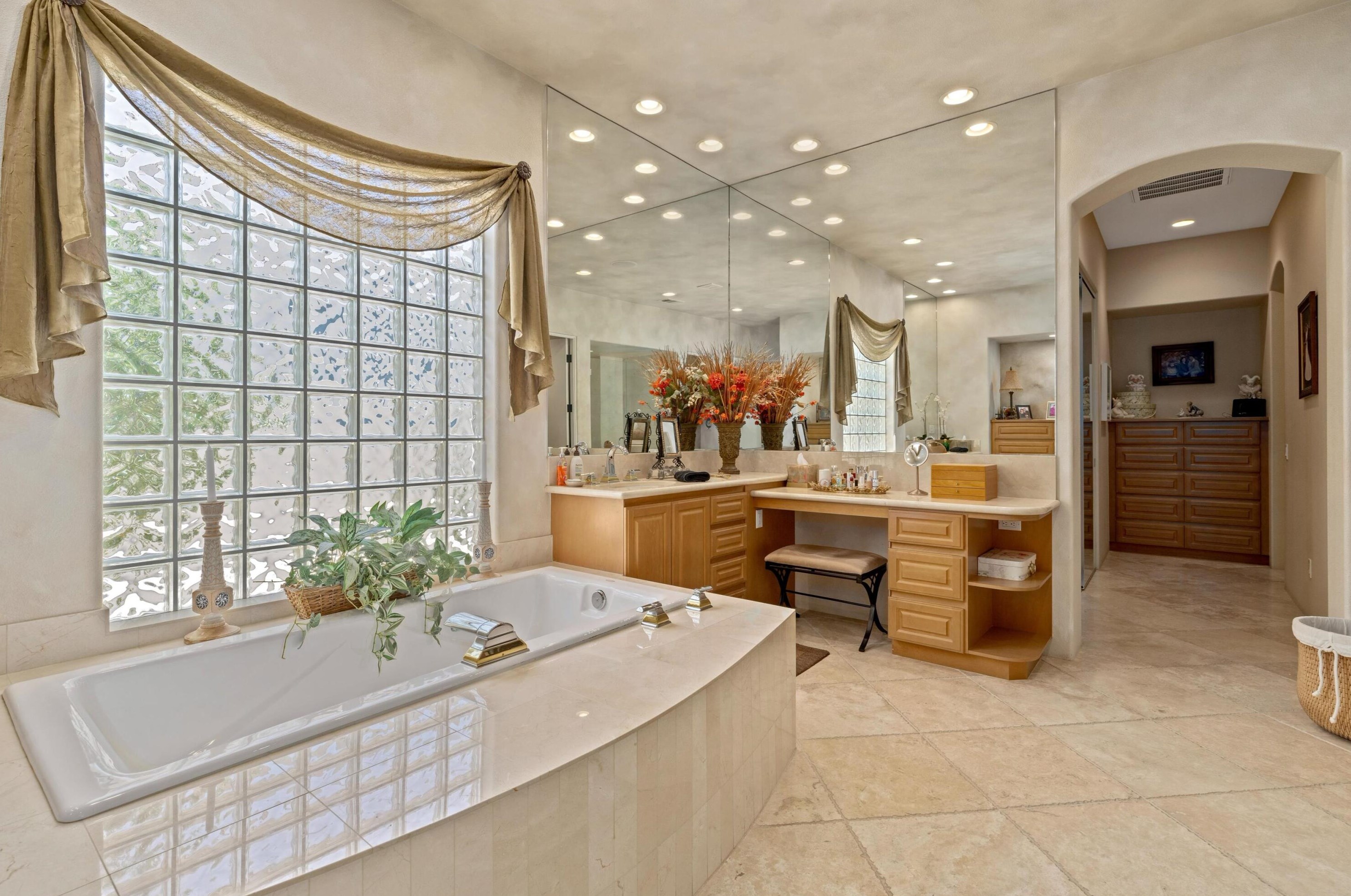 80710 Weiskopf, La Quinta CA  92253-5687 exterior