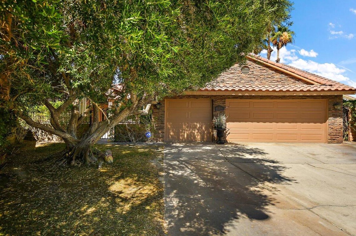 67841 Jane Ln, Cathedral City, CA 92234-5812
