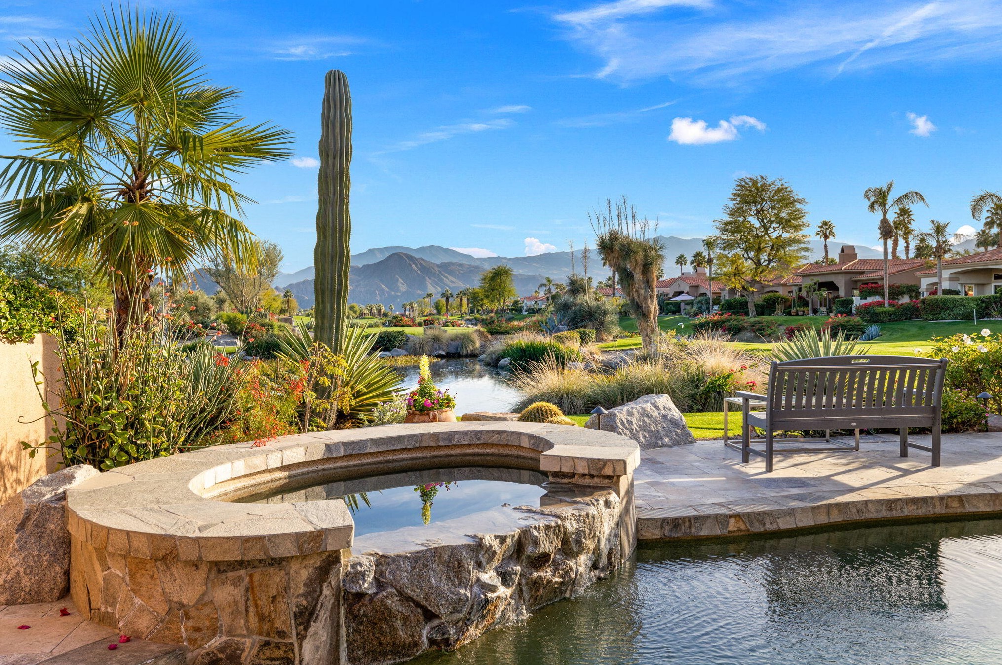 161 Tomahawk Dr, Palm Desert CA  92211-8949 exterior