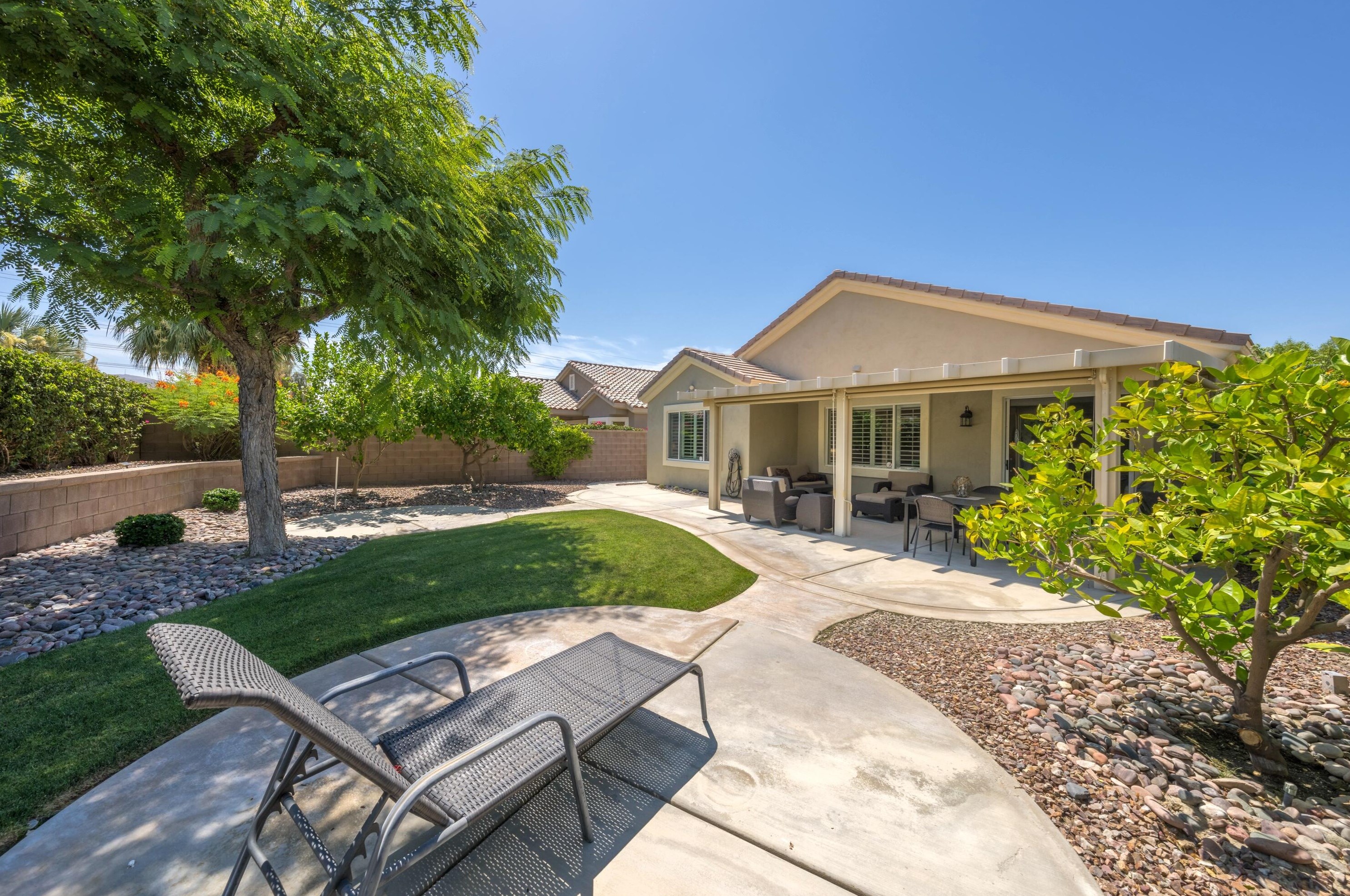78968 Spirito Ct, Palm Desert, CA 92211-4016