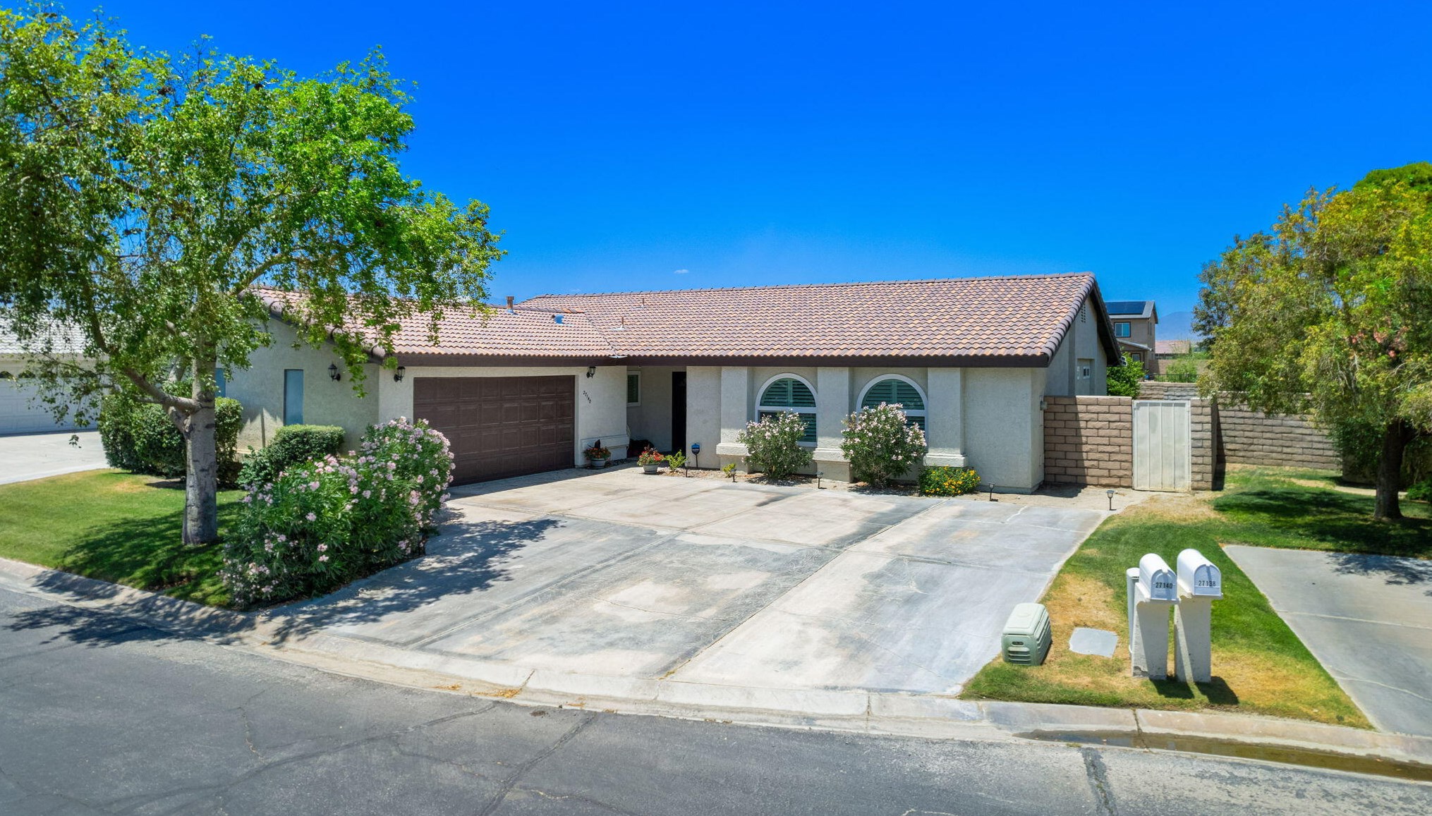 27140 Shadowcrest Ln, Cathedral City, CA 92234-3405