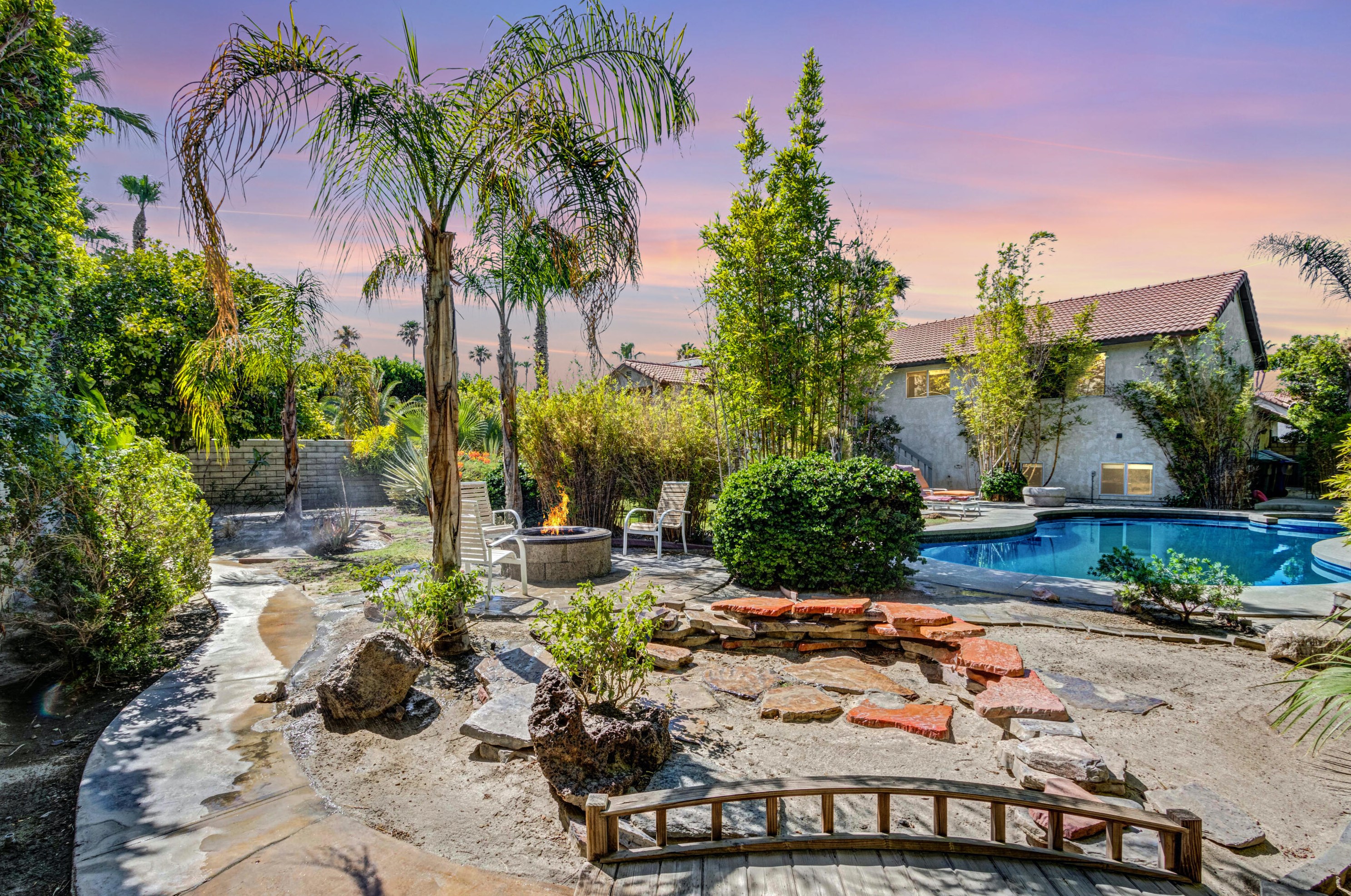 68925 Lozano Ct, Cathedral City, CA 92234