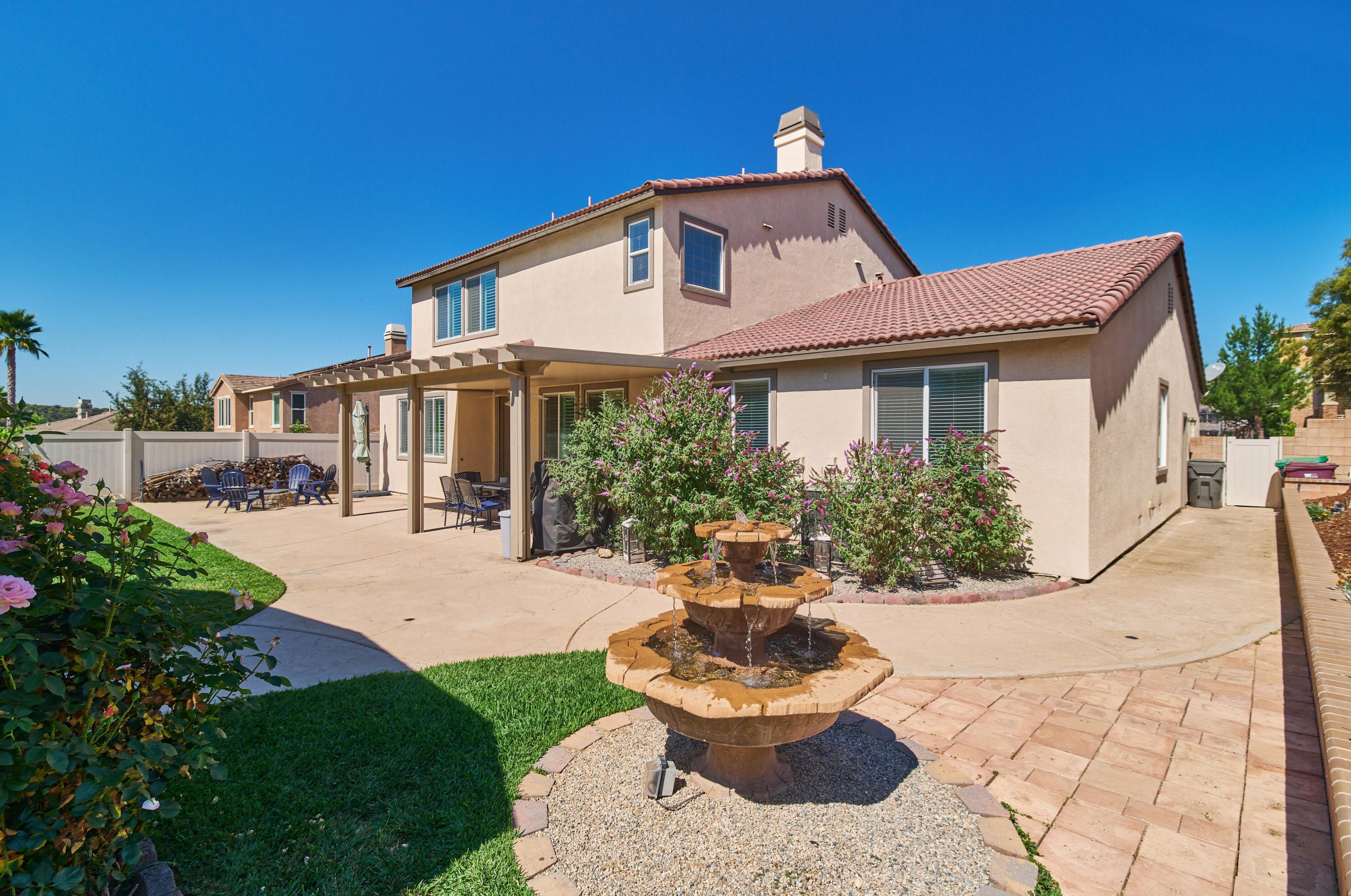 11354 Demaret Dr, Beaumont CA  92223-7430 exterior