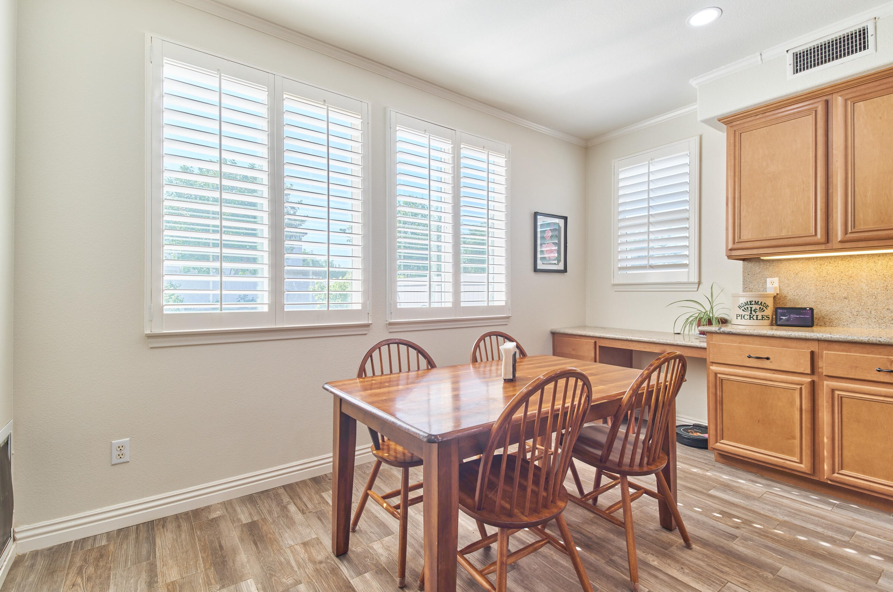 11354 Demaret Dr, Beaumont CA  92223-7430 exterior