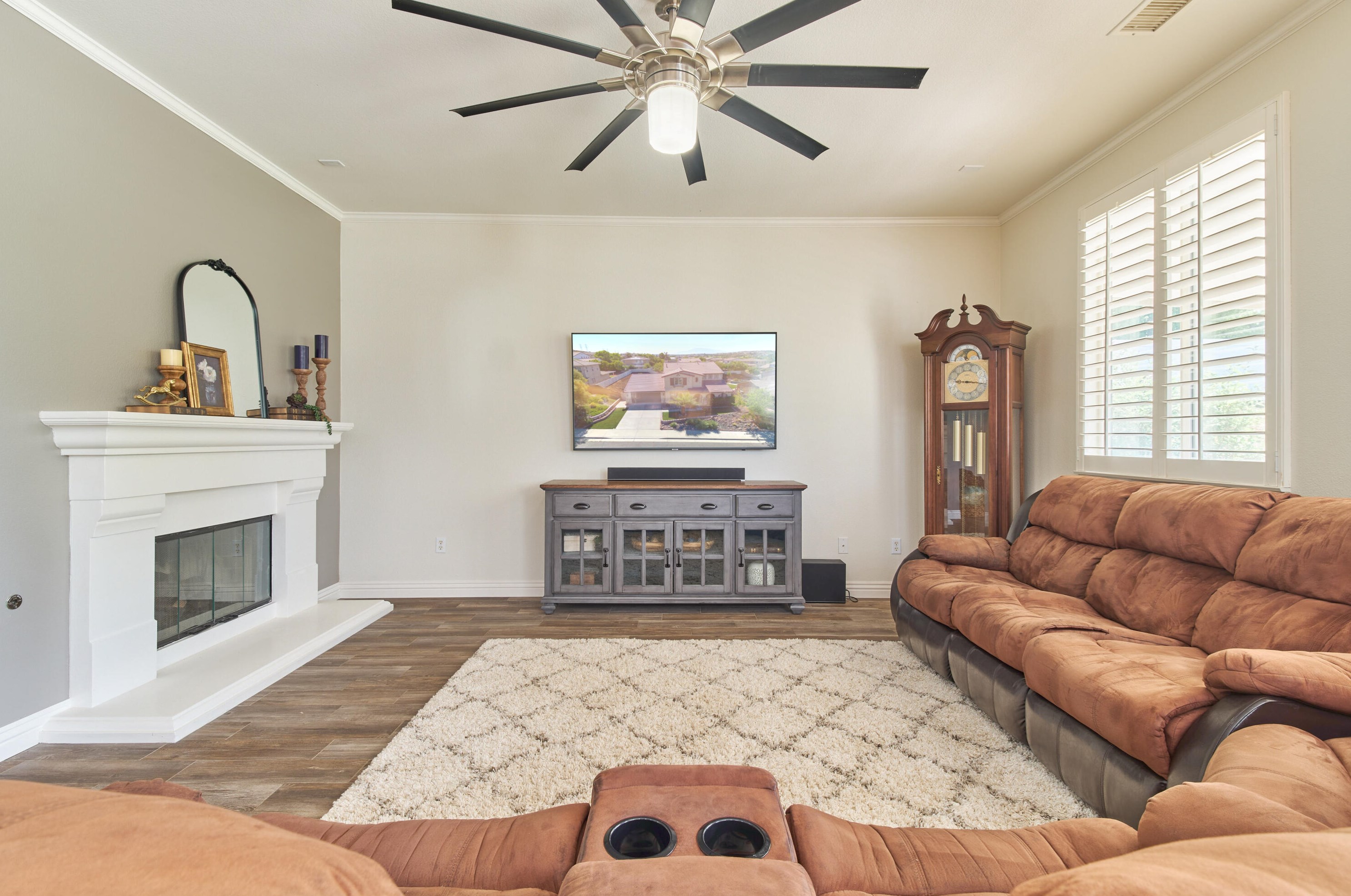 11354 Demaret Dr, Beaumont CA  92223-7430 exterior