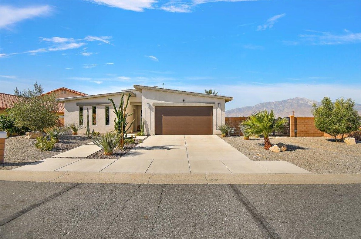 68055 Calle Bolso, Desert Hot Springs, CA 92240