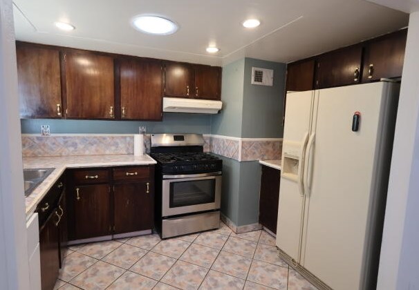 25327 Sugar Hill Rd, Moreno Valley CA 92553-4346 exterior