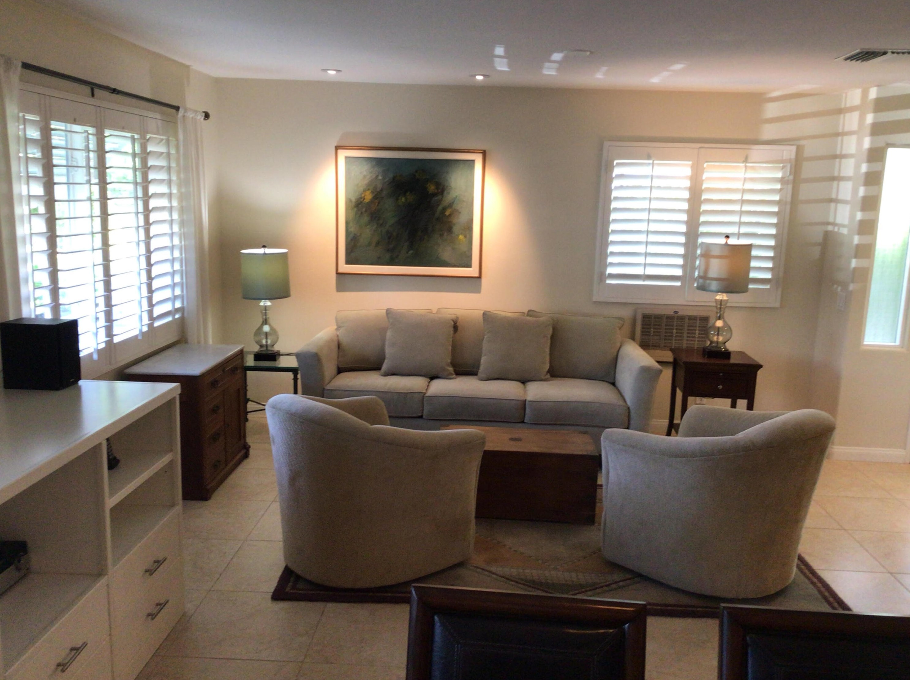 133 Calle Arriba, Palm Springs, CA 92264-6329