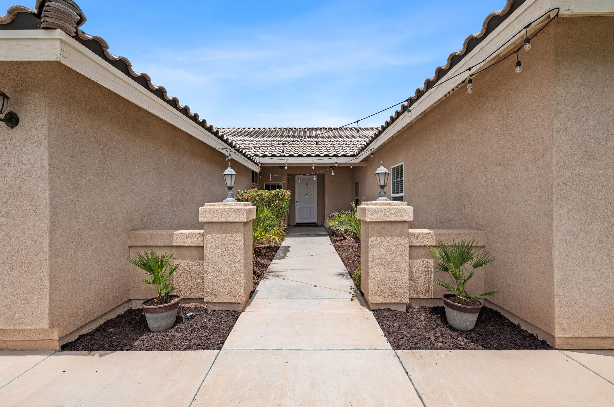 2760 Lenrey Ave, El Centro, CA 92243