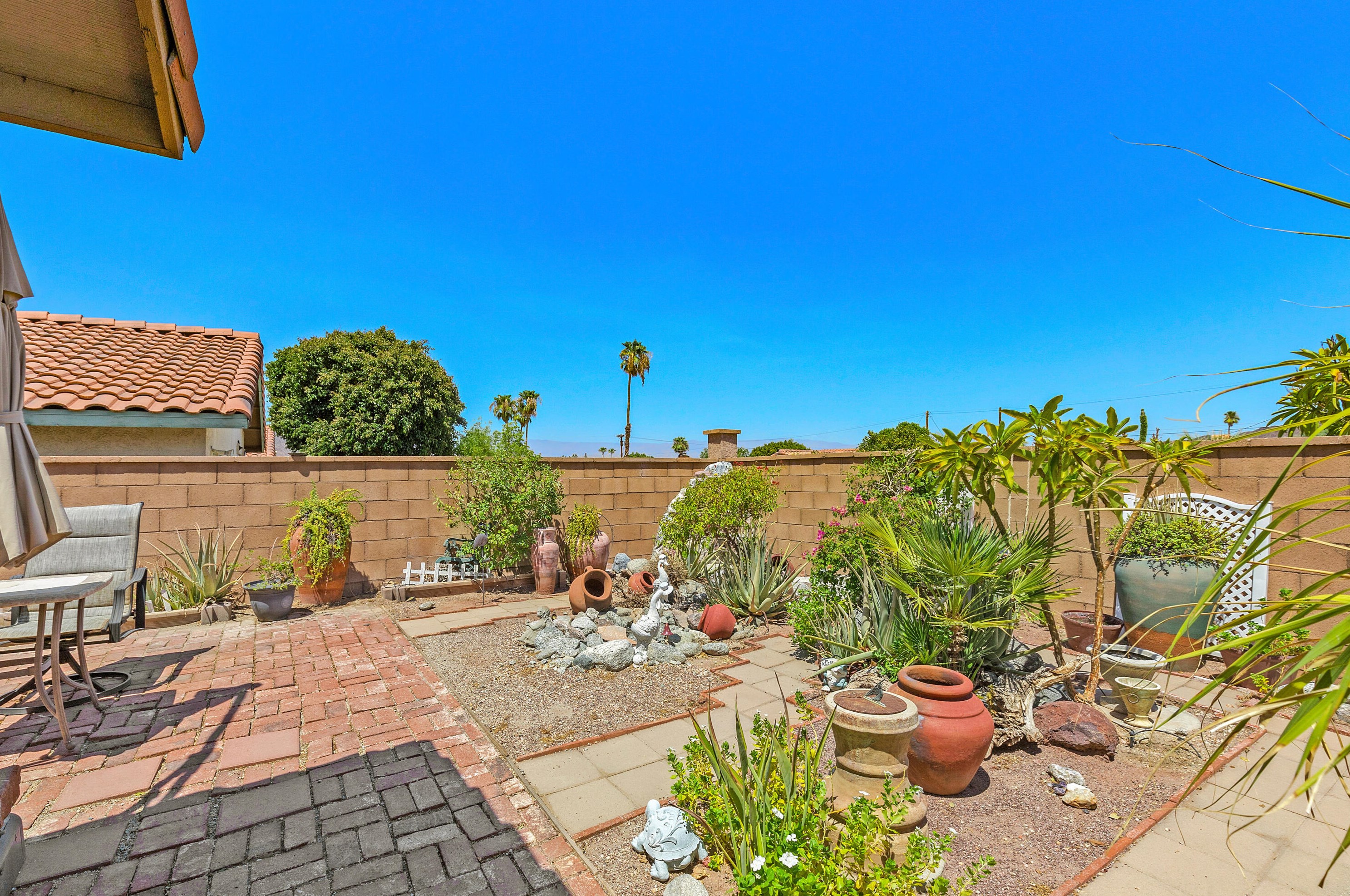53365 Avenida Alvarado, La Quinta, CA 92253-3439