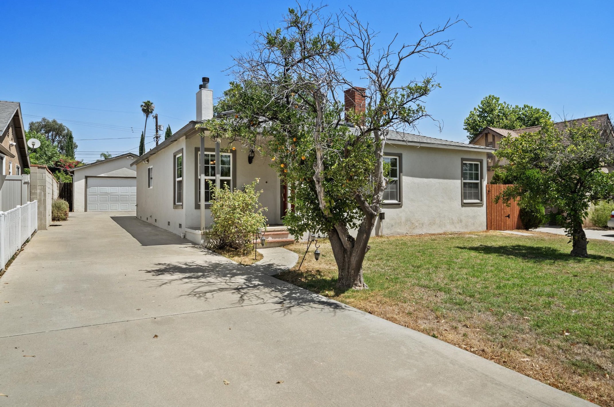 17735 Ludlow St, San Fernando, CA 91344