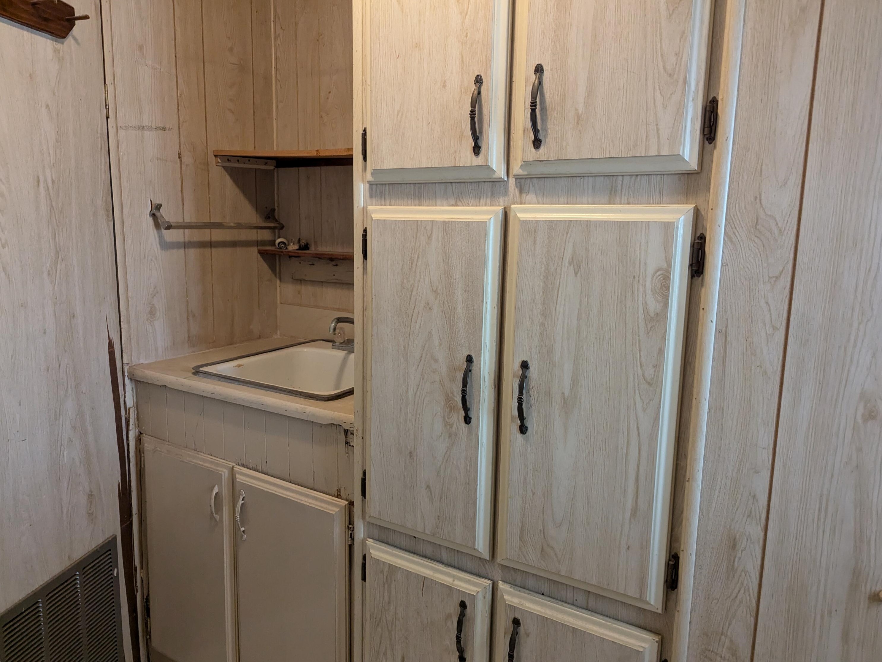 14777 Palm Dr, Desert Hot Springs CA  92240-2534 exterior