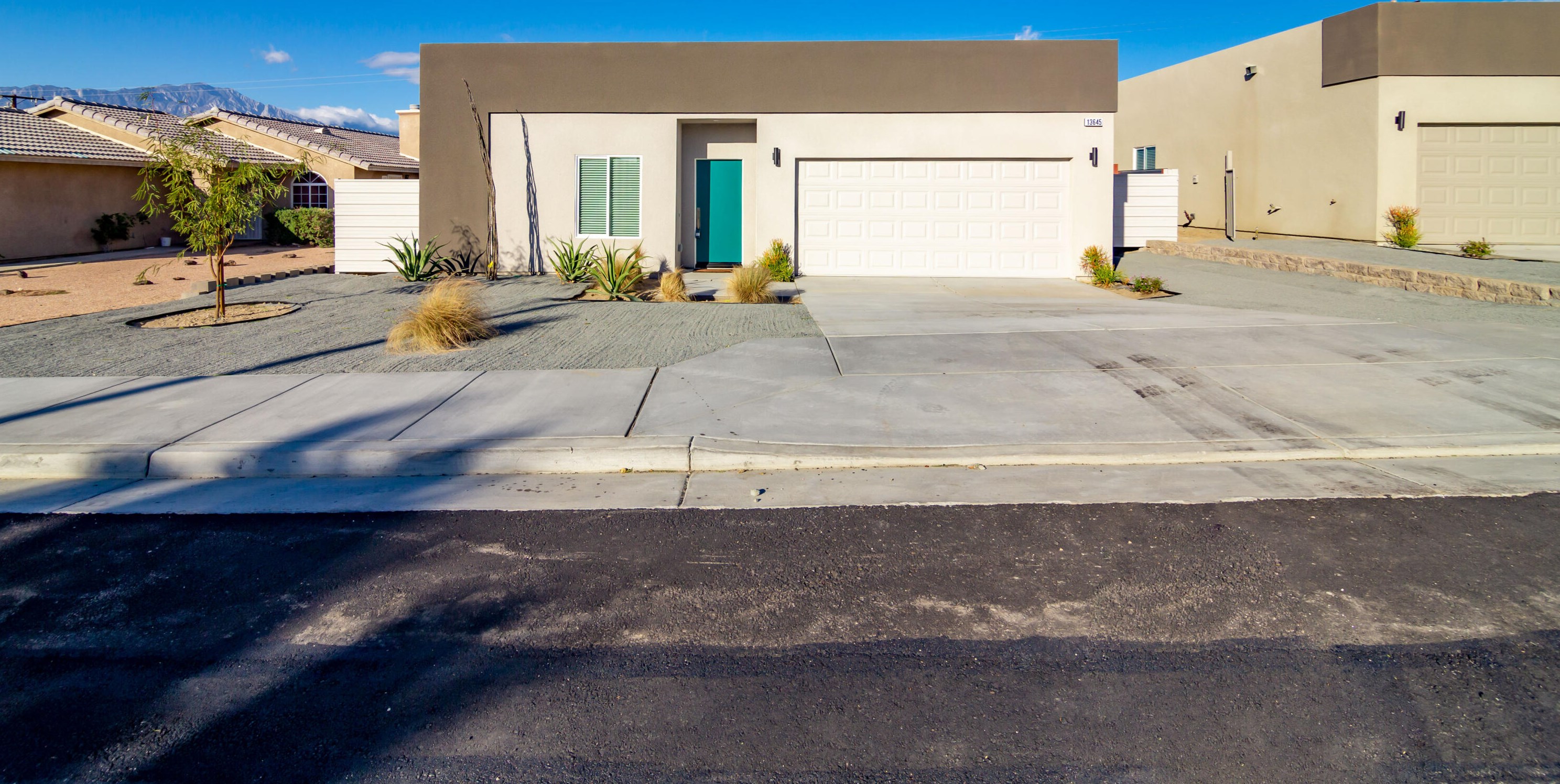 66160 Hacienda Ave, Desert Hot Springs, CA 92240