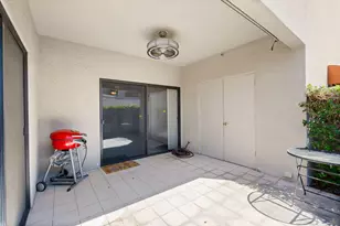 255 S Avenida Caballeros, Palm Springs, CA 92262 - Photo 28