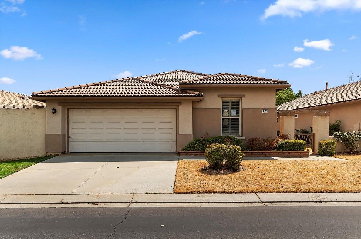 5041 Oakhurst Ave, Banning, CA 92220