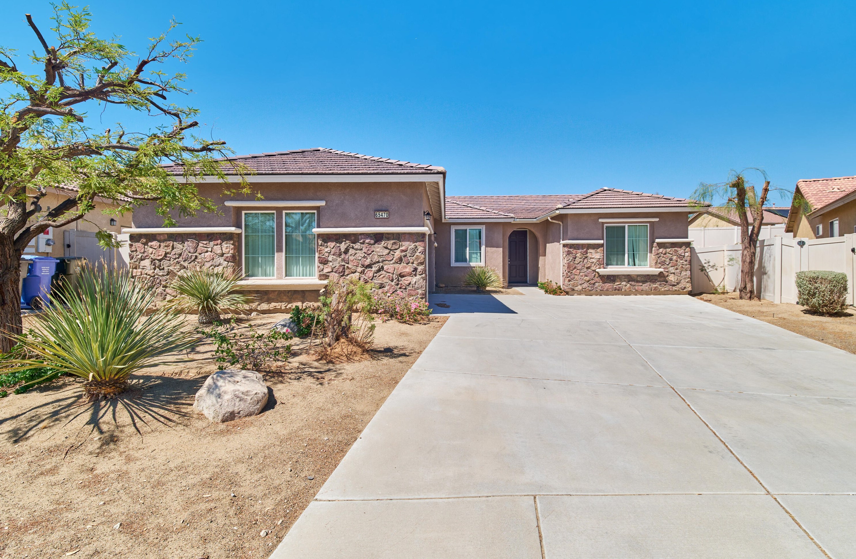 65470 Burrowing Owl Ct, Desert Hot Springs, CA 92240