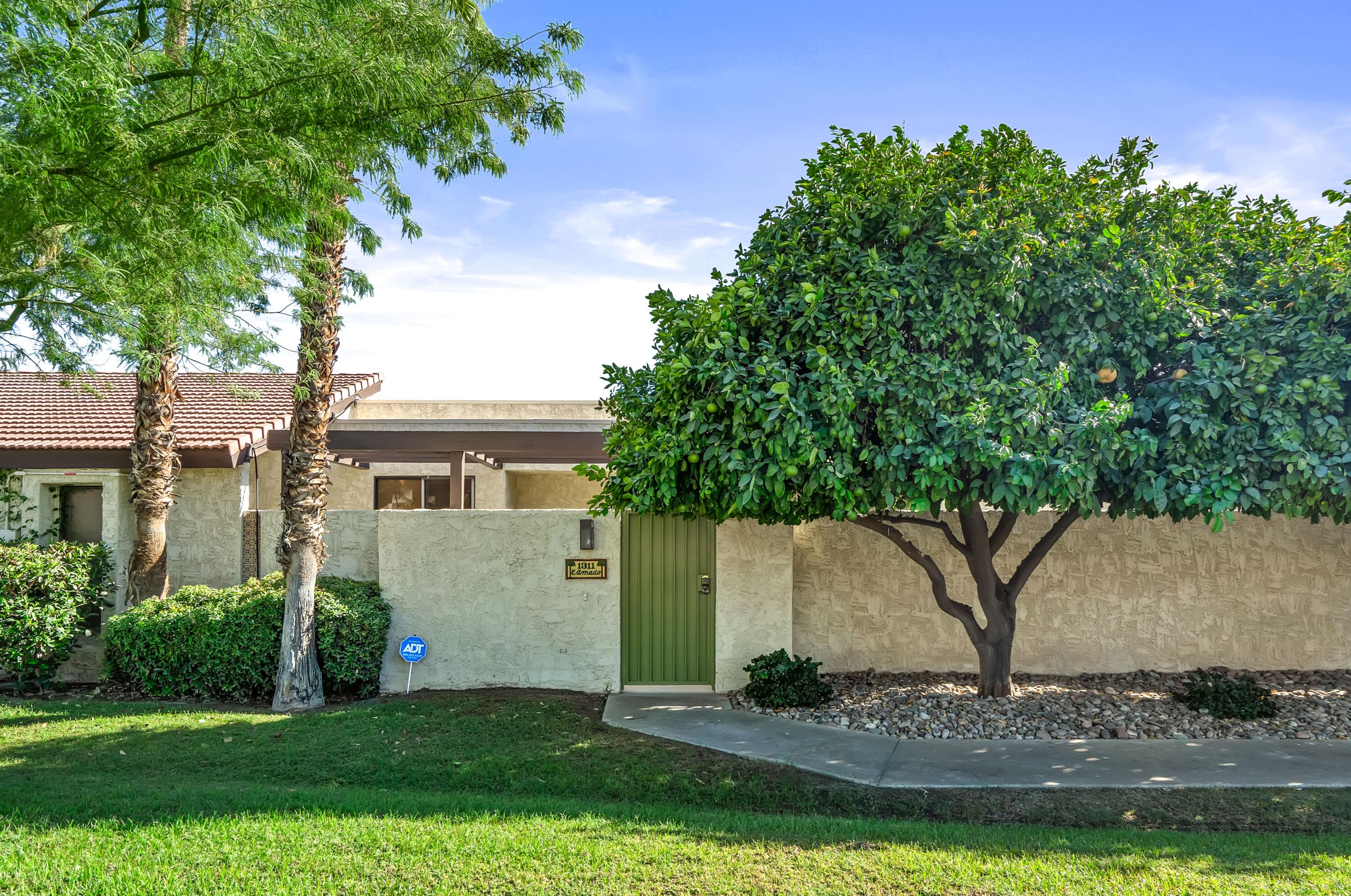 1311 Amado Rd, Palm Springs, CA 92262-6477