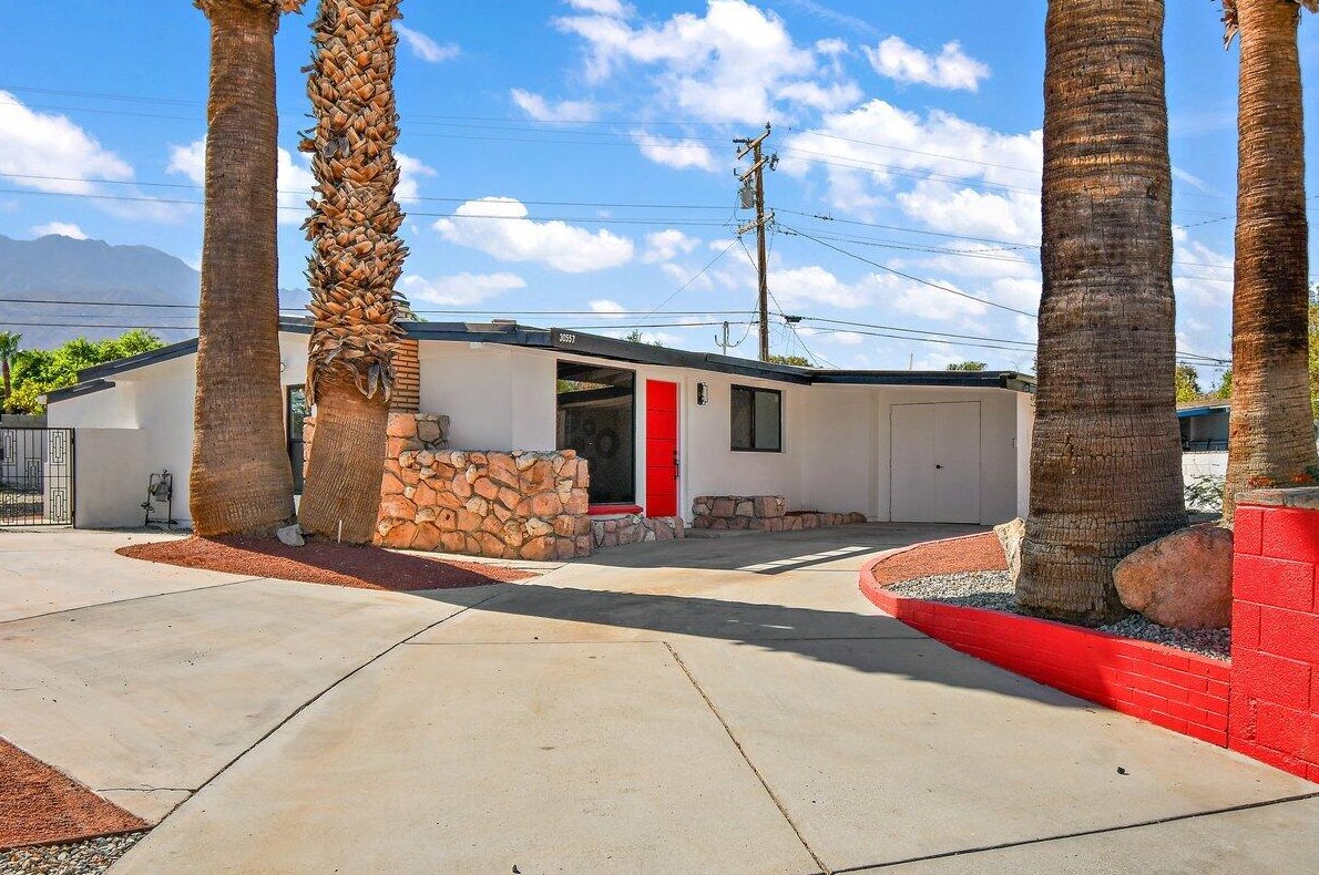 30557 San Antonio Dr, Cathedral City, CA 92234-6077