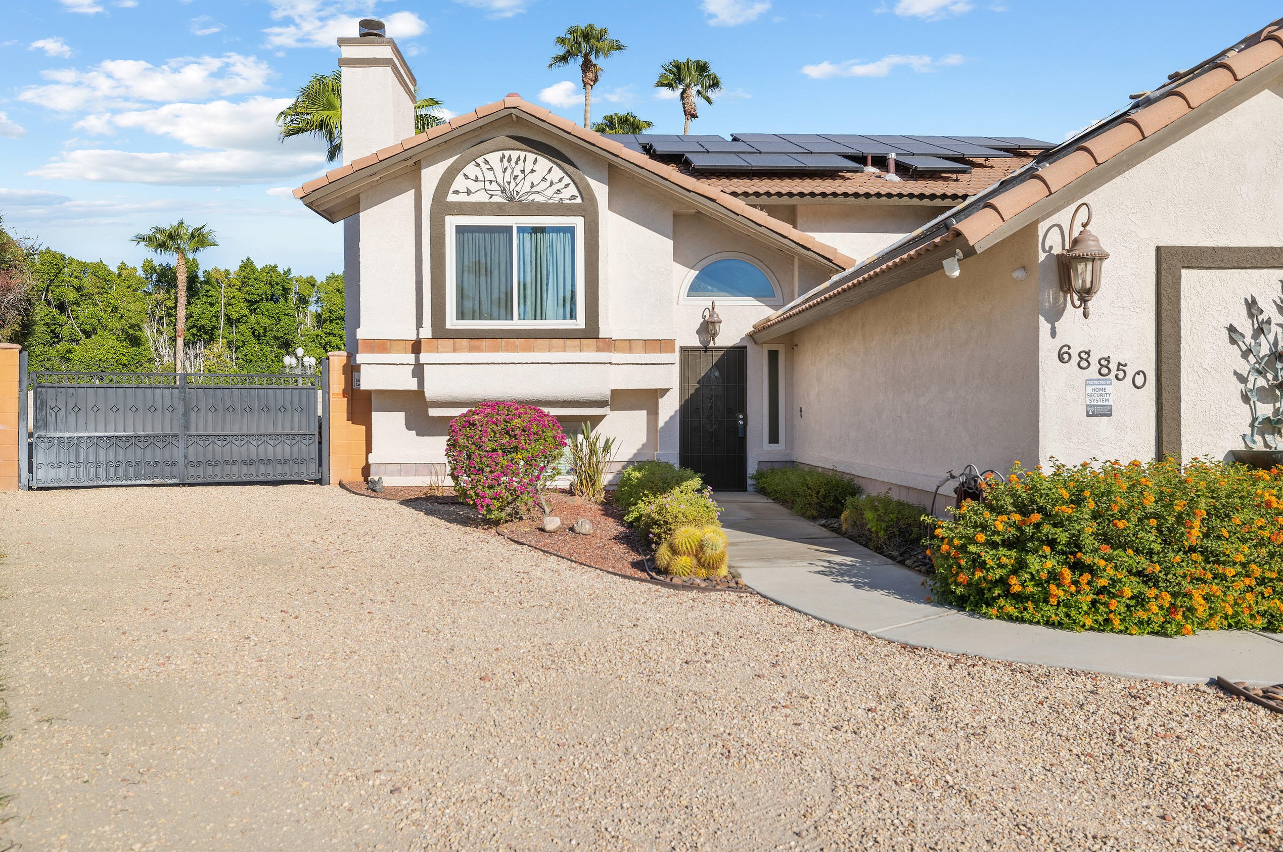 68850 Lozano Ct, Cathedral City, CA 92234