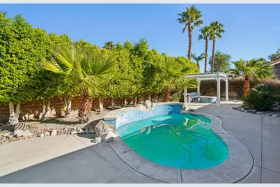 664 E Lily Street, Palm Springs, CA 92262 - Photo 6