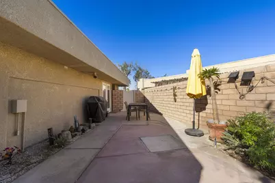 1433 Sunflower Circle N, Palm Springs, CA 92262 - Photo 10