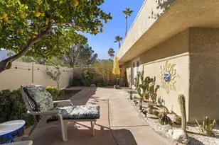 1433 Sunflower Cir N, Palm Springs, CA 92262 - Photo 1