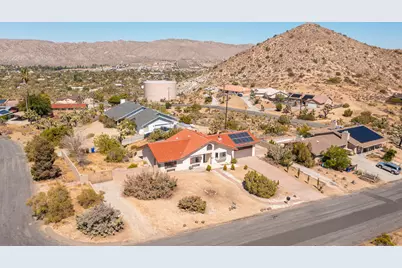 55710 Free Gold Dr Drive, Yucca Valley, CA 92284 - Photo 2
