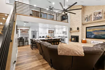 47145 Skyview Drive, Big Bear City, CA 92314 - Photo 20