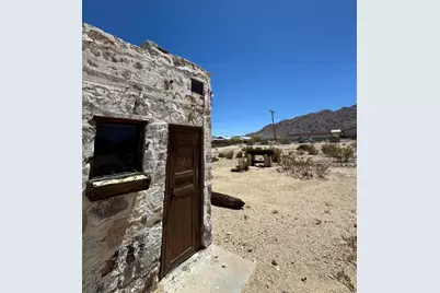 73392 Sullivan Road, 29 Palms, CA 92277 - Photo 14