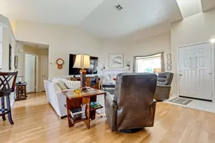 33854 Palm Lake Cir, Thousand Palms, CA 92276 - Photo 14