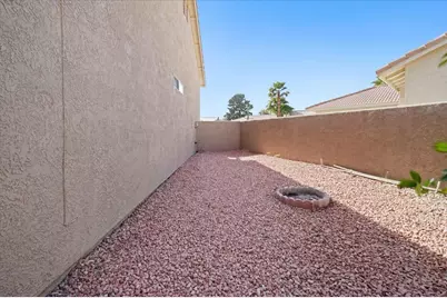 33854 Palm Lake Circle, Thousand Palms, CA 92276 - Photo 36