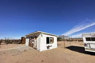 1331 Leeds Rd, Joshua Tree, CA 92252 - Photo 16
