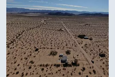 1331 Leeds Road, Joshua Tree, CA 92252 - Photo 12