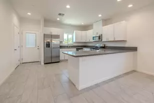 32285 Pueblo Trail, Cathedral City, CA 92234 - Photo 4