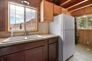 927 W Fairway Blvd, Big Bear City, CA 92314 - Photo 10