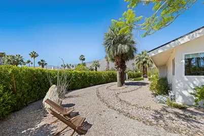 1190 E Buena Vista Drive, Palm Springs, CA 92262 - Photo 10