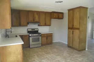 370 N 9th St, Blythe, CA 92225 - Photo 2