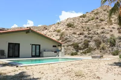 10300 Pine Avenue, Morongo Valley, CA 92256 - Photo 10