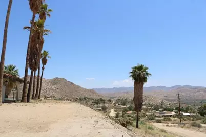 10300 Pine Avenue, Morongo Valley, CA 92256 - Photo 26