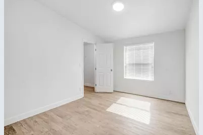 65977 Cahuilla Avenue, Desert Hot Springs, CA 92240 - Photo 12