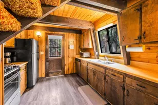 39656 Forest Rd, Big Bear Lake, CA 92315 - Photo 10